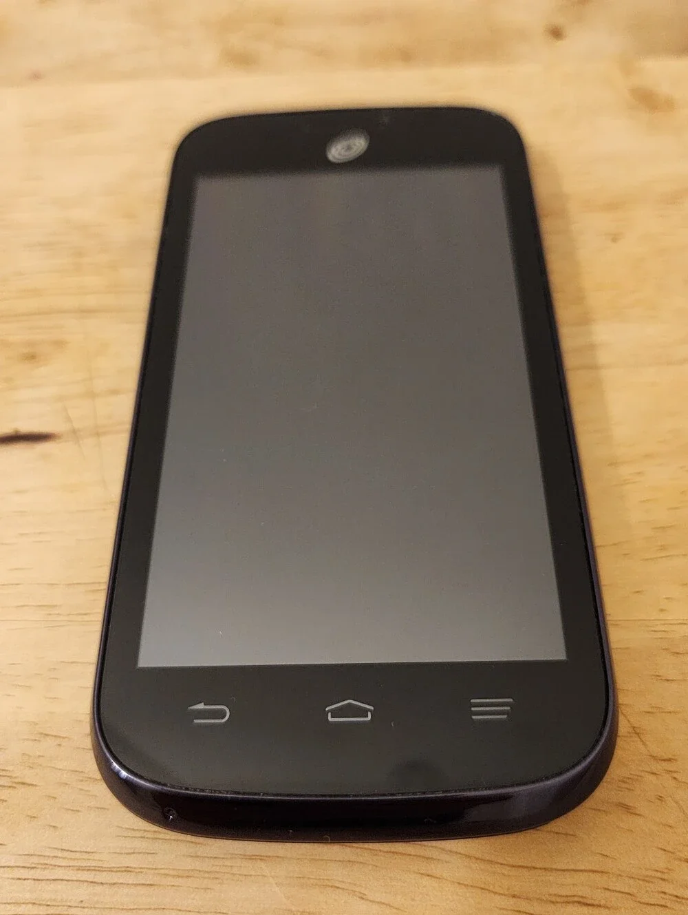 ZTE Z750C Android Smartphone 1GB Tracfone Network Only